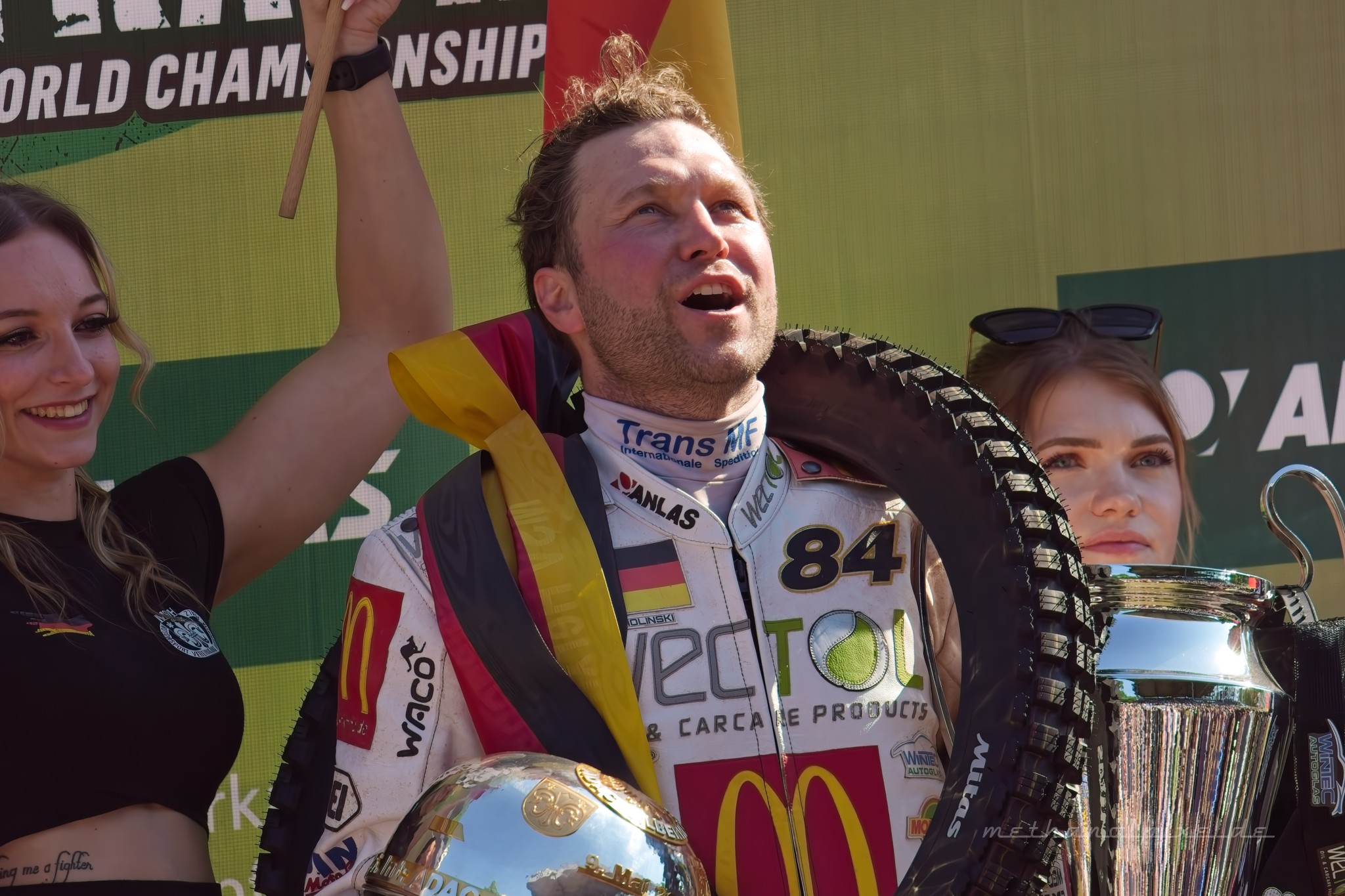 ILCE 7M4   A7402133 2048